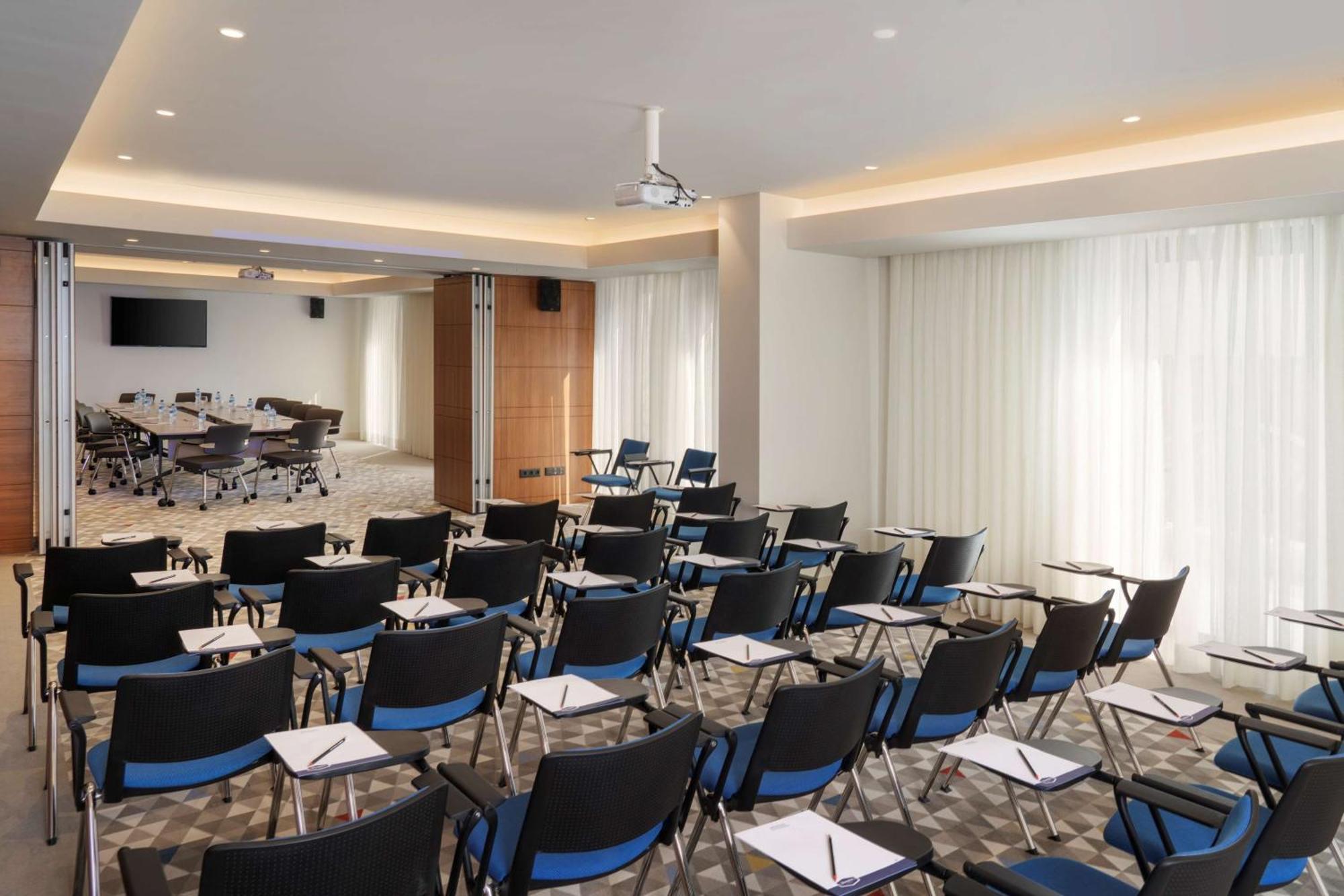 Hampton By Hilton Tashkent 호텔 외부 사진